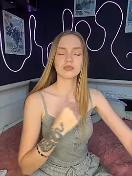 MilaMoone online show from 03-03-26, 11:06