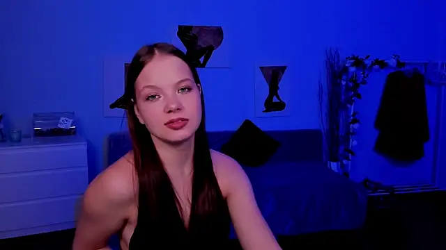 BetsyKiss online show from 11-26-25, 05:18