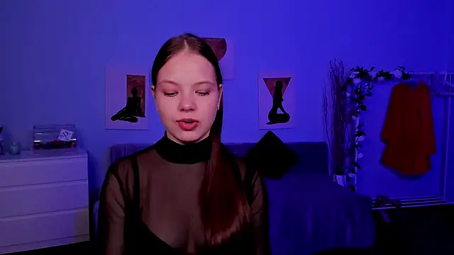 BetsyKiss online show from 11-28-25, 05:51