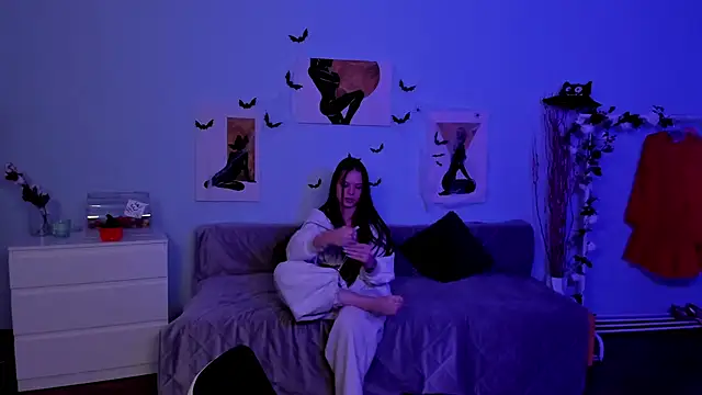 BetsyKiss online show from 10-25-25, 05:13