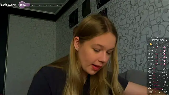 Snapshot of Dory_liss chatting on 09-26-25, 06:09 Dory liss online show from 09-26-25, 06:09