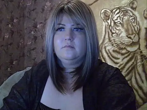 YuliiaSan online show from 12-20-25, 01:41