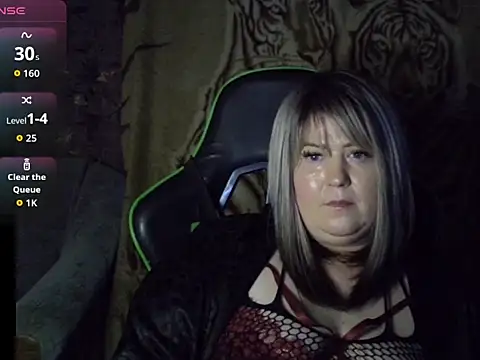 YuliiaSan online show from 11-10-25, 04:23