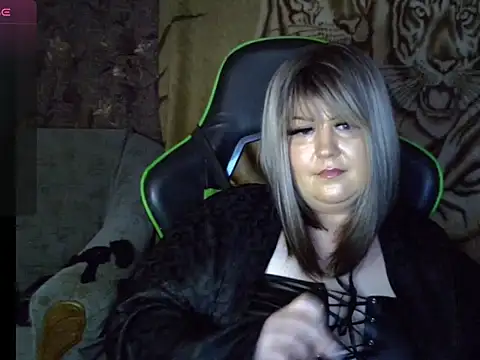 YuliiaSan online show from 11-09-25, 07:12