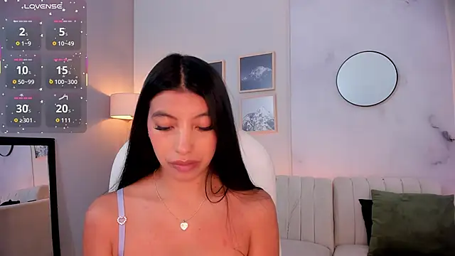 Tiffany Low online show from 11-20-25, 12:28