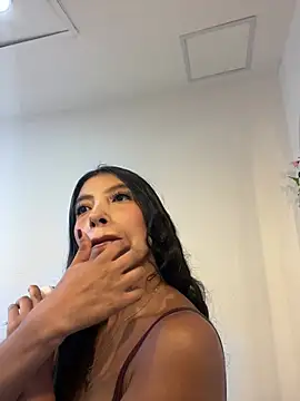Tiffany Low online show from 06-27-26, 11:49