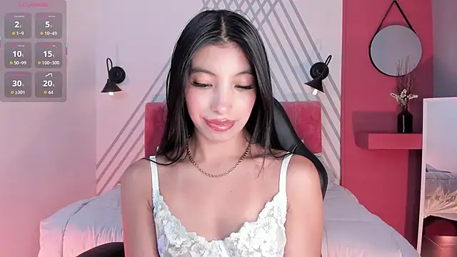 Tiffany Low online show from 03-11-26, 01:16