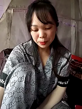 Tary toot online show from 10-28-25, 02:56