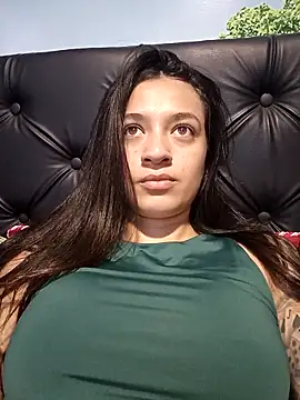 MiQeilaSweet online show from 12-14-25, 10:37