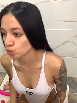 MiQeilaSweet online show from 03-13-26, 04:56