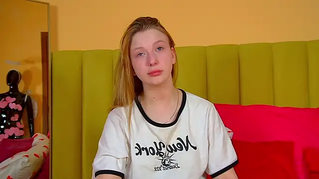 BeatriceBinoche online show from 02-24-26, 06:25