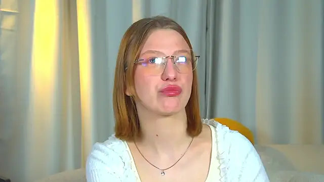 BeatriceBinoche online show from 03-29-26, 06:26