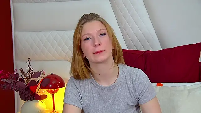 BeatriceBinoche online show from 03-17-26, 06:16