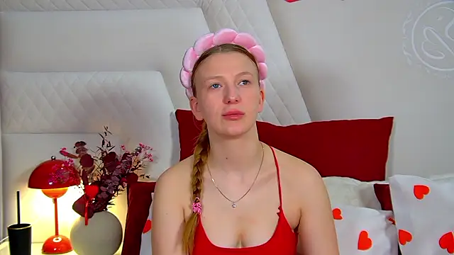 BeatriceBinoche online show from 02-12-26, 06:57