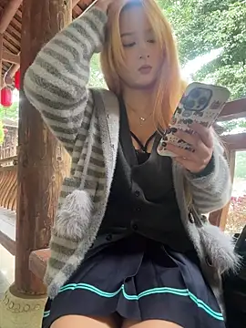 yuki june online show from 12-05-25, 07:07