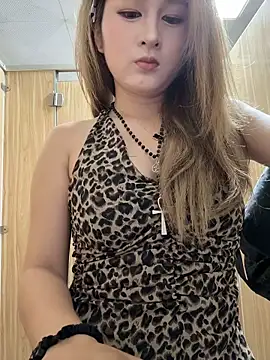 yuki june online show from 03-24-26, 09:42