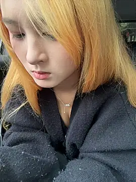 yuki june online show from 11-05-25, 08:39