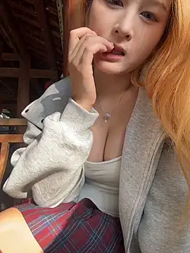 yuki june online show from 12-19-25, 08:06