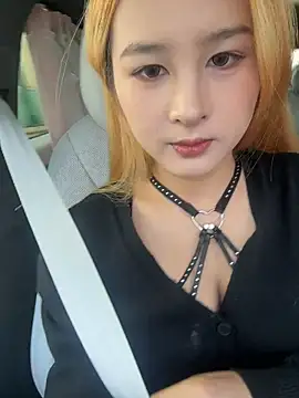 yuki june online show from 12-03-25, 07:52