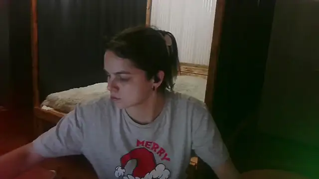 Snapshot of EthelsLover chatting on 02-16-26, 08:40 EthelsLover online show from 02-16-26, 08:40