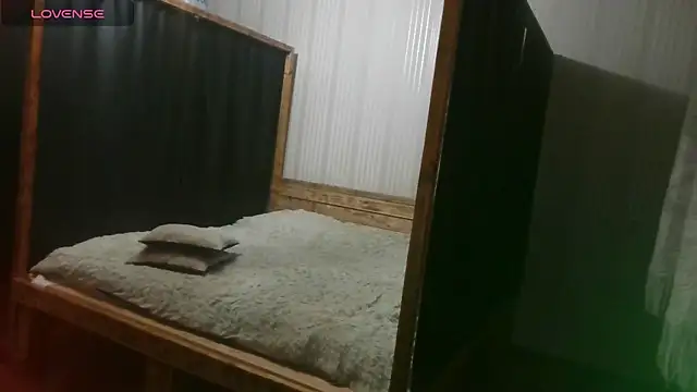 Snapshot of EthelsLover chatting on 02-09-26, 07:12 EthelsLover online show from 02-09-26, 07:12