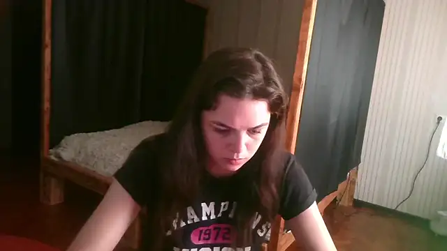 Snapshot of EthelsLover chatting on 05-20-26, 09:39 EthelsLover online show from 05-20-26, 09:39