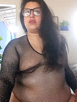 Snapshot of Andrea_secret_ chatting on 05-04-26, 02:31 Andrea secret online show from 05-04-26, 02:31