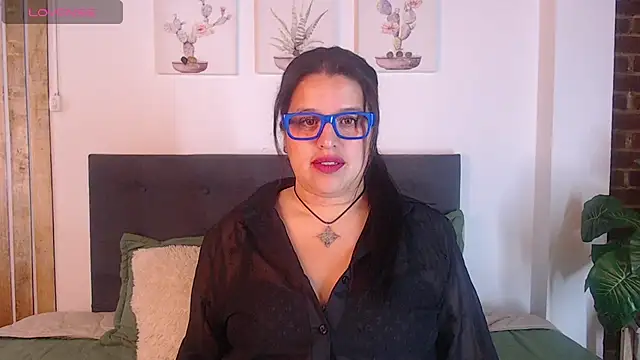 Andrea secret  online show from 10-11-25, 02:18