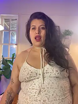 Snapshot of Andrea_secret_ chatting on 06-11-26, 02:14 Andrea secret online show from 06-11-26, 02:14