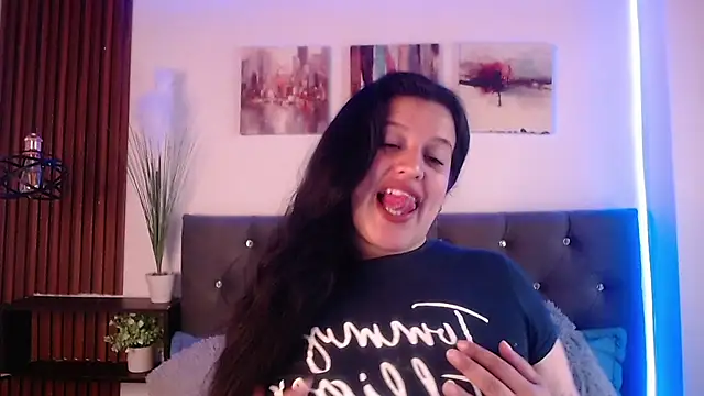 Andrea secret  online show from 11-12-25, 02:43