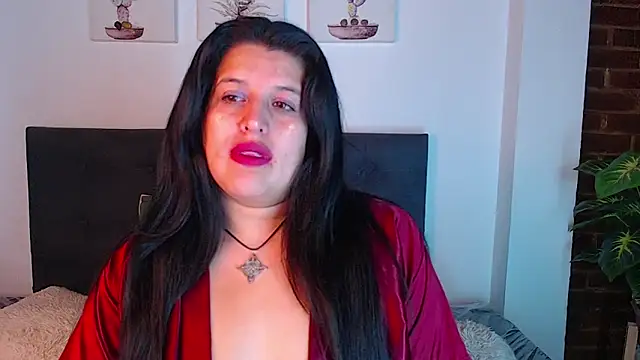 Andrea secret  online show from 10-31-25, 02:13