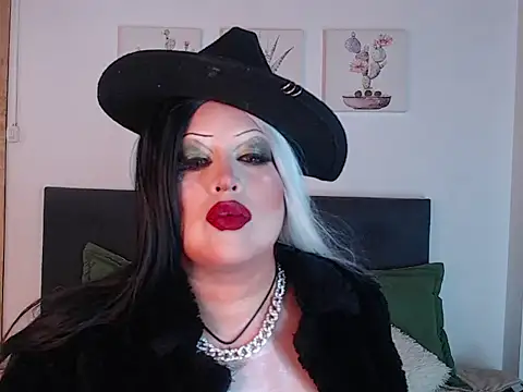 Andrea secret  online show from 10-08-25, 03:13