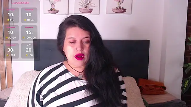 Andrea secret  online show from 01-14-26, 03:15