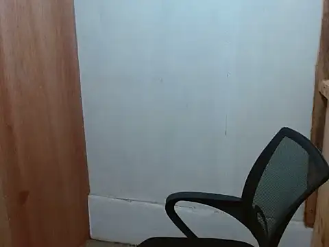 yoursexyladyLory19 online show from 11-10-25, 02:00