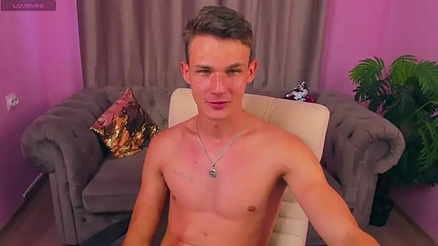 AdamGold01 online show from 09-21-25, 01:49
