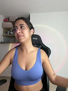 Valerygomez02 online show from 05-08-26, 11:19