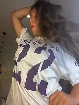 EMILIIA RICHTER   online show from 12-03-25, 07:35