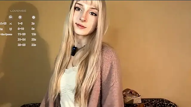 FridaAaberg online show from 11-09-25, 07:23