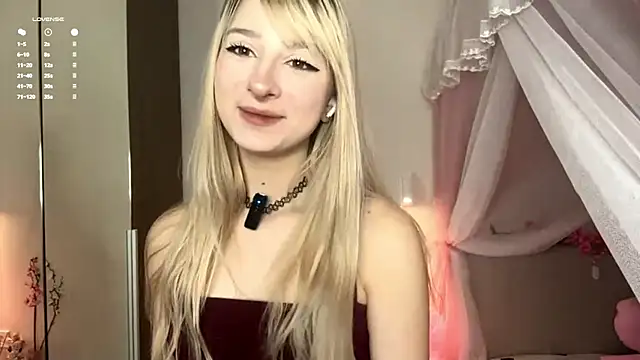 FridaAaberg online show from 01-12-26, 07:59