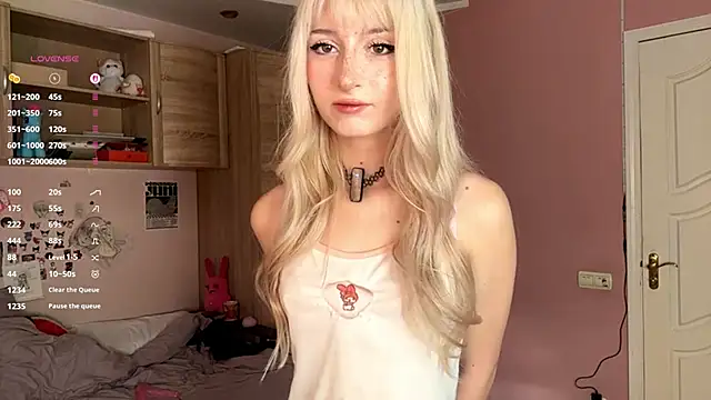 FridaAaberg online show from 11-16-25, 07:02