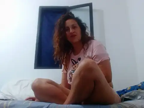 Snapshot of sany_thomson chatting on 09-22-25, 01:33 sany thomson online show from 09-22-25, 01:33