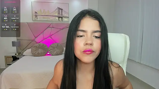Snapshot of Mila_blaze chatting on 10-15-25, 01:37 Mila blaze online show from 10-15-25, 01:37