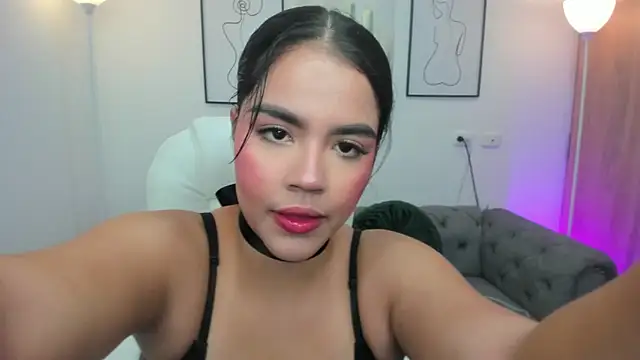 Snapshot of Mila_blaze chatting on 10-09-25, 04:13 Mila blaze online show from 10-09-25, 04:13