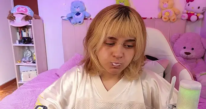 NekoWaifu online show from 03-03-26, 01:29