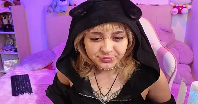 NekoWaifu online show from 03-01-26, 01:22