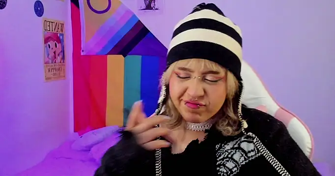 NekoWaifu online show from 01-07-26, 03:06