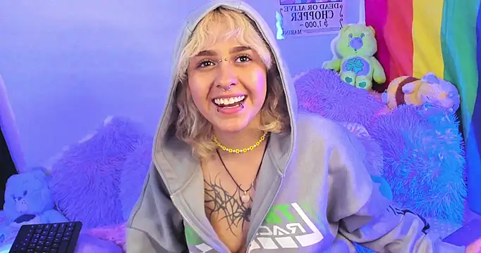 NekoWaifu online show from 11-08-25, 12:14