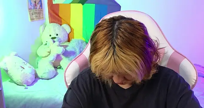 NekoWaifu online show from 02-06-26, 03:41