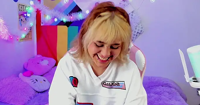 NekoWaifu online show from 01-06-26, 03:05