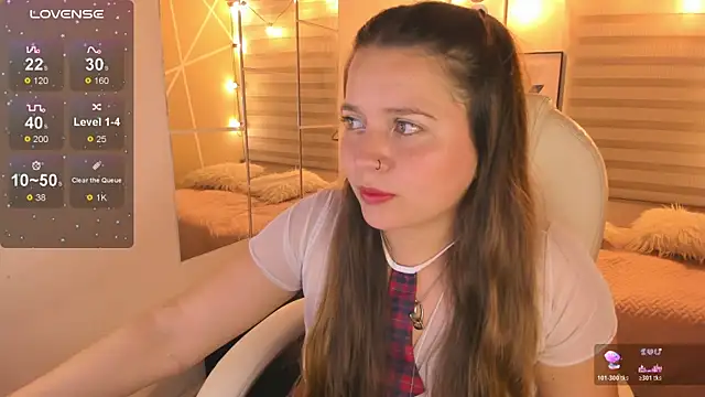 sophiee09  online show from 04-09-26, 02:02